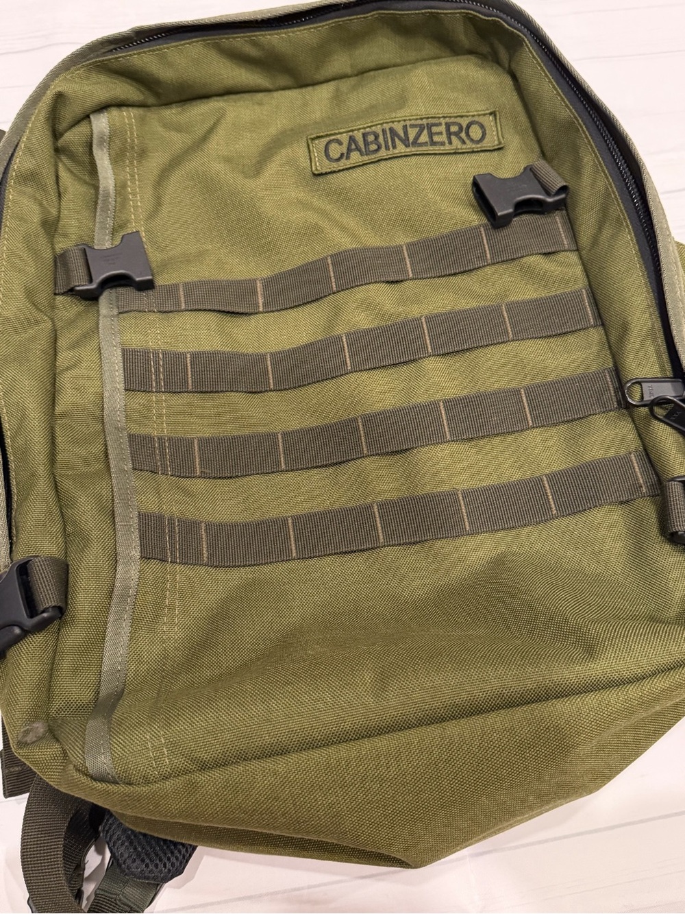 USED - CabinZero Military 28L – Military Green (2020 Version) - Picture 3 of 6